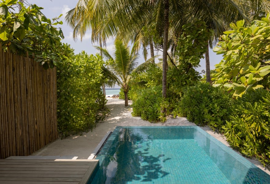 Premium Beachfront Room photo 4